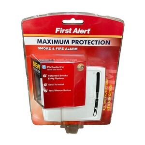 First Alert Maximum Protection Smoke & Fire Alarm P900 White Battery Slim Design